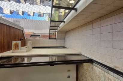 VENDO APARTAMENTO NO CENTRO DE CABO FRIO/RJ. ID0015